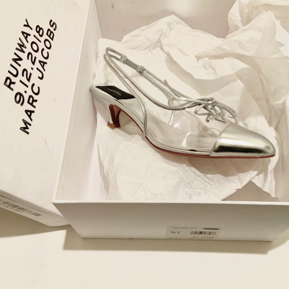 MARC JACOBS Women's Slingback Kitten-Heel Pumps Silver Clear Pointed Toe Shoes - Picture 11 of 16